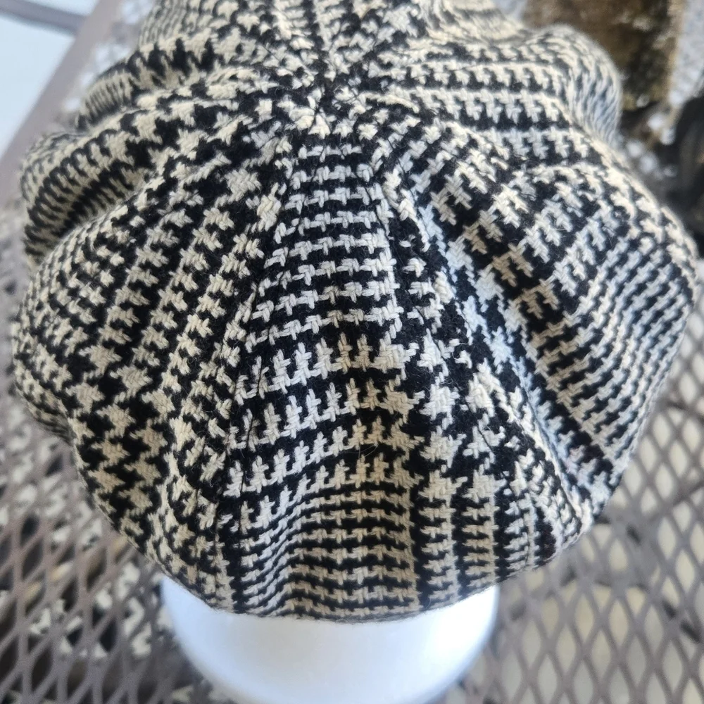 Wool Blend Pageboy Houndstooth Hat